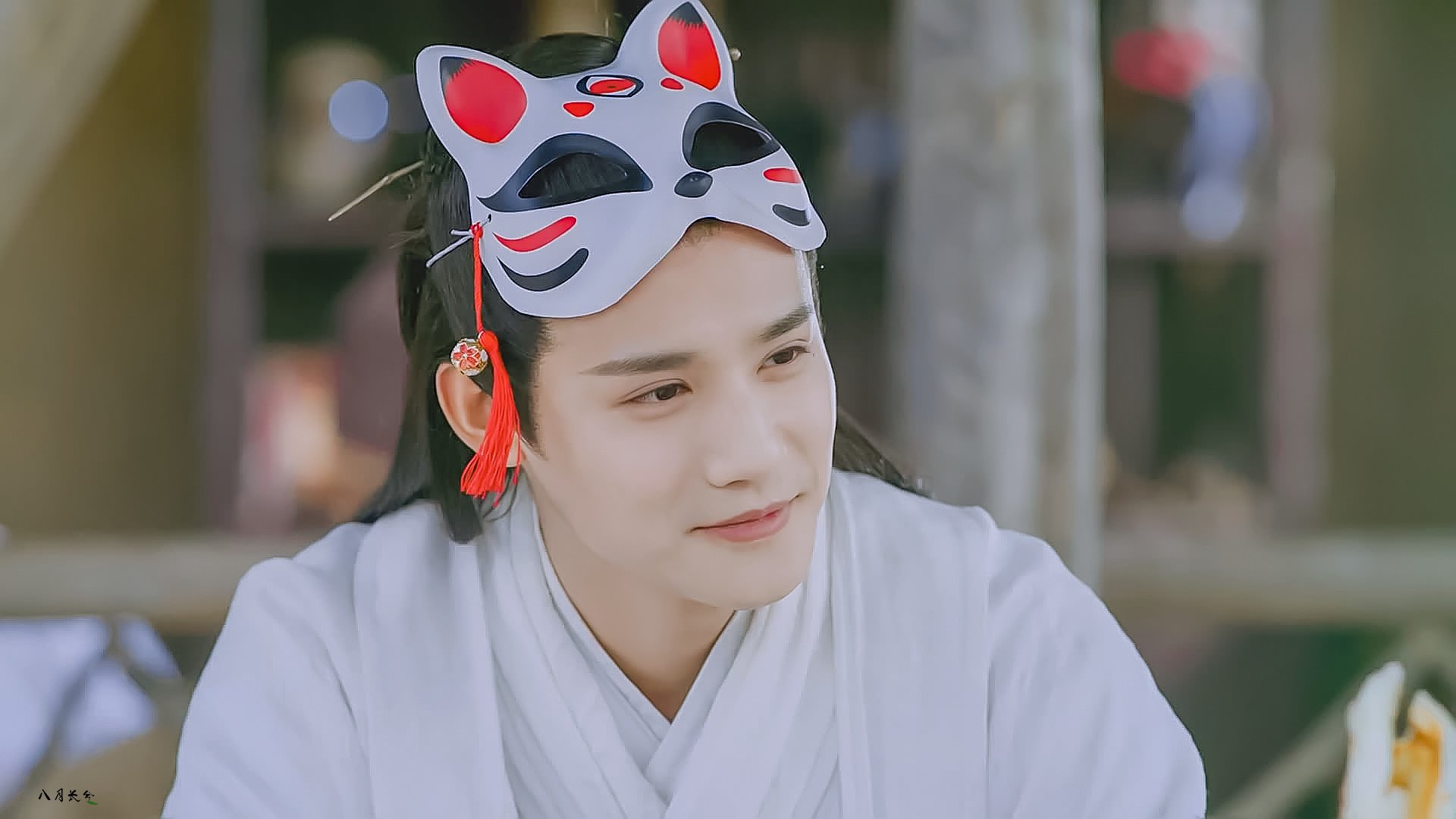 “跃过悬崖:悬崖绝壁的极速飞跃”,跨过悬崖是什么歌里的词