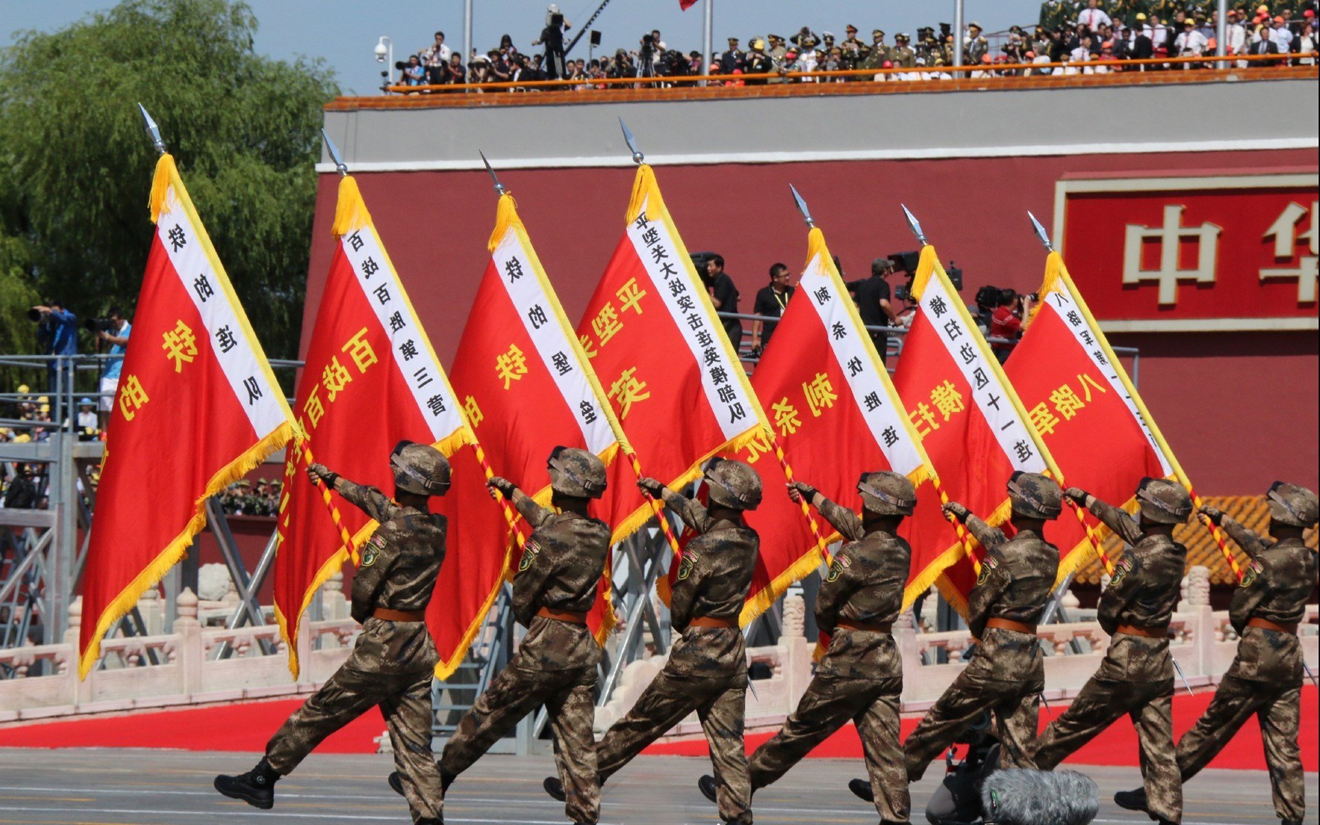 《虚拟现实(VR)与电竞深度融合,引领未来发展方向》,虚拟现实和vr的区别