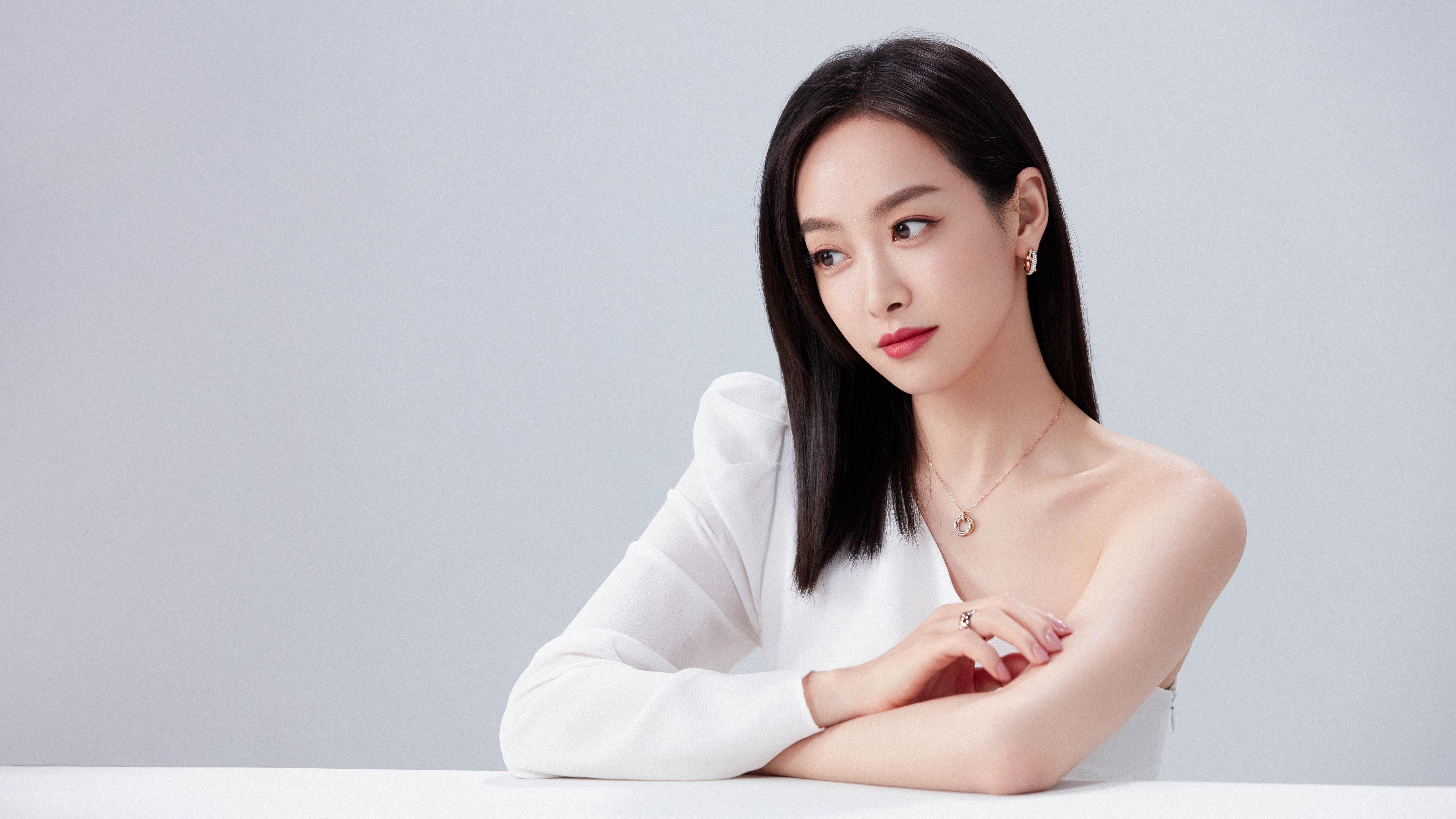 九游娱乐APP-世界沙滩排球锦标赛，碧海蓝天中竞技热潮，世界沙滩排球锦标赛中每队上场选手人数为